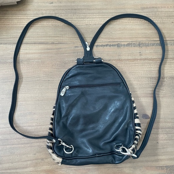 Valentina versatile backpack purse - Picture 2 of 9